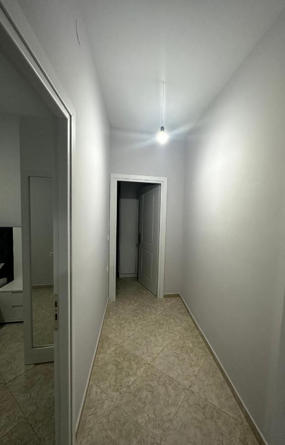 Ylli'S Apartments Sarandë エクステリア 写真