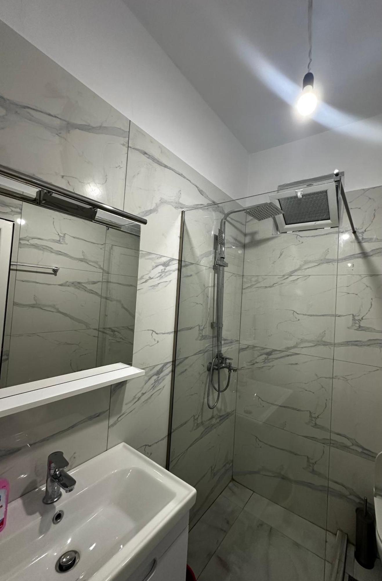 Ylli'S Apartments Sarandë エクステリア 写真