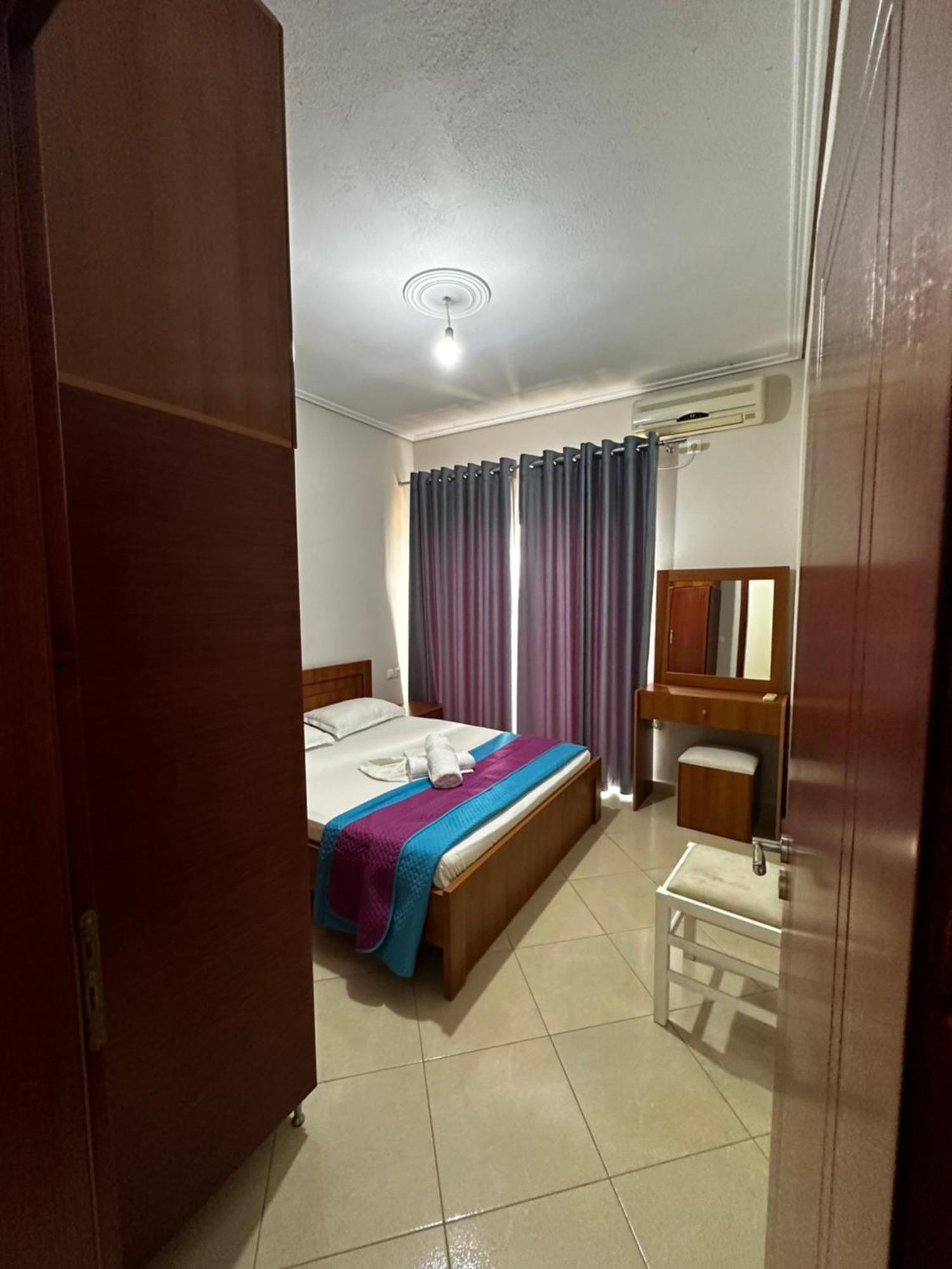 Ylli'S Apartments Sarandë エクステリア 写真