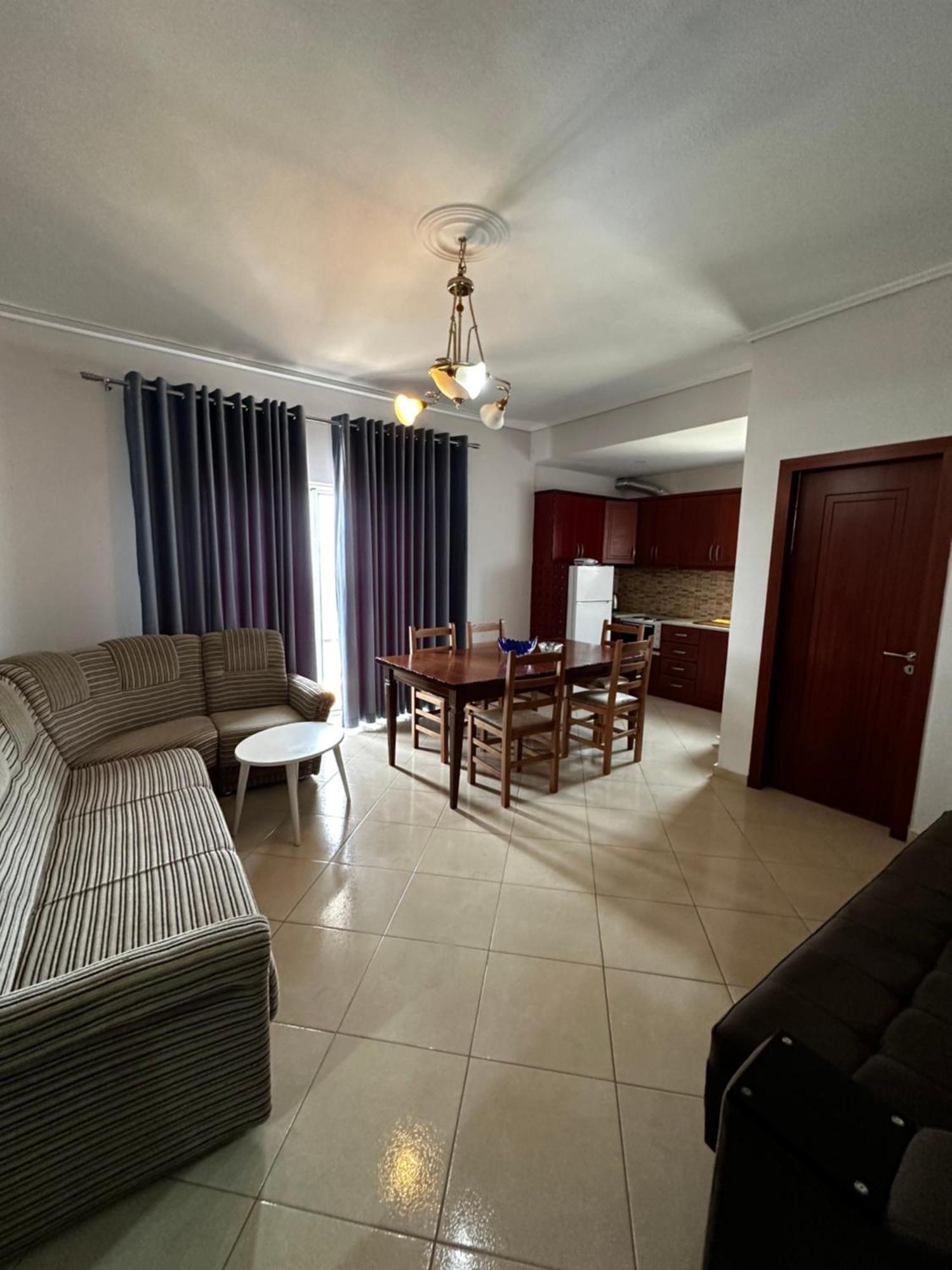 Ylli'S Apartments Sarandë エクステリア 写真