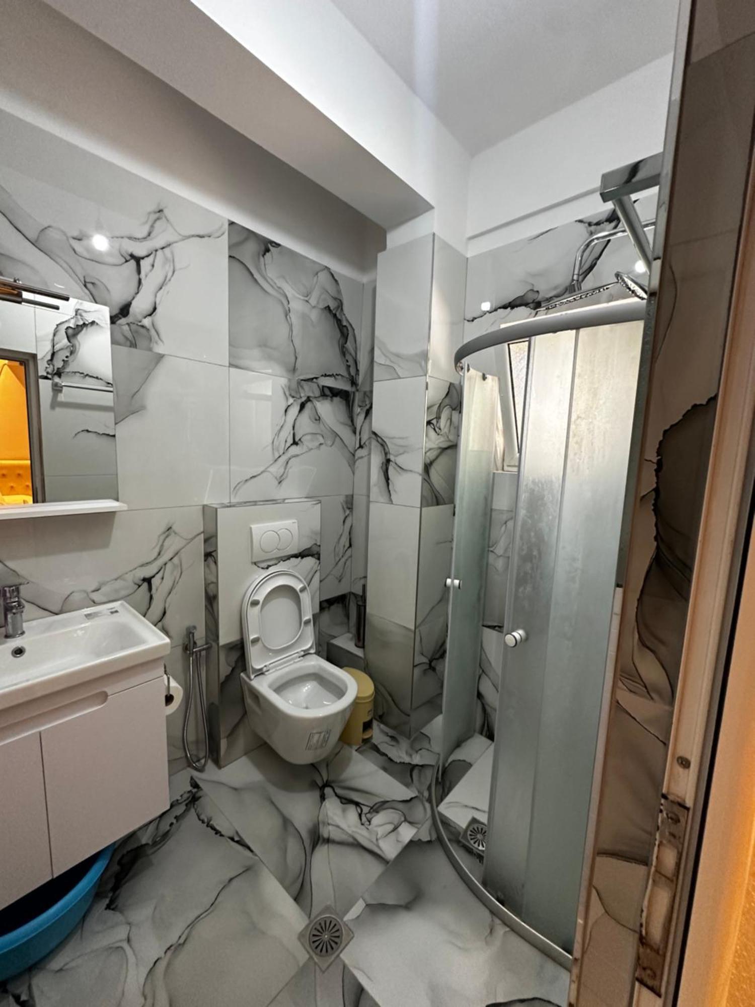 Ylli'S Apartments Sarandë エクステリア 写真